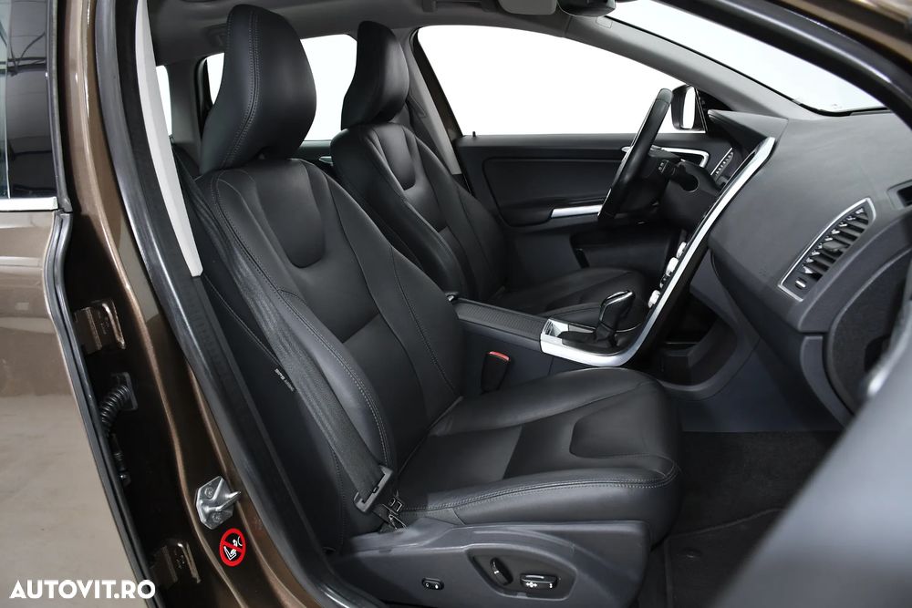 Volvo XC 60 - 13