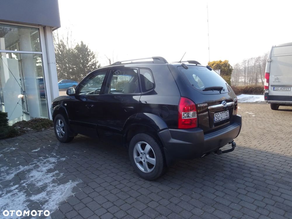 Hyundai Tucson 2.0 CRDi 4WD GLS - 3