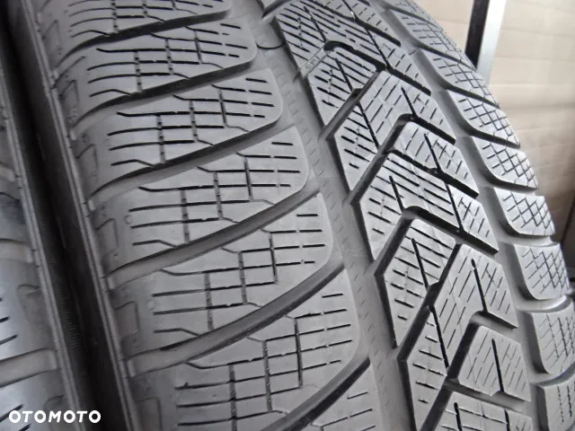 255/50/R19 107V PIRELLI WINTER SCORPION  MO - 6
