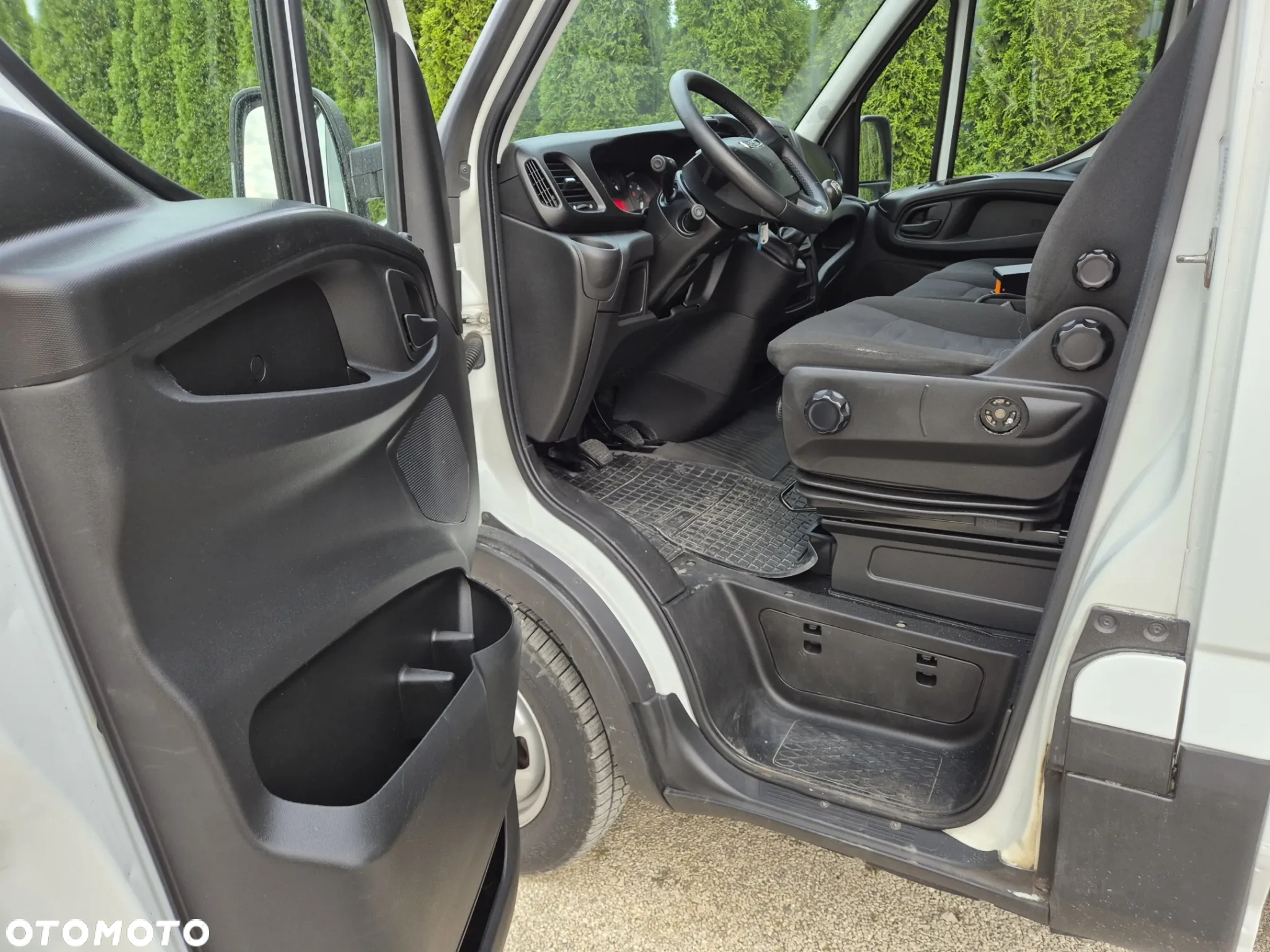 Iveco 35c14 140KM - 5
