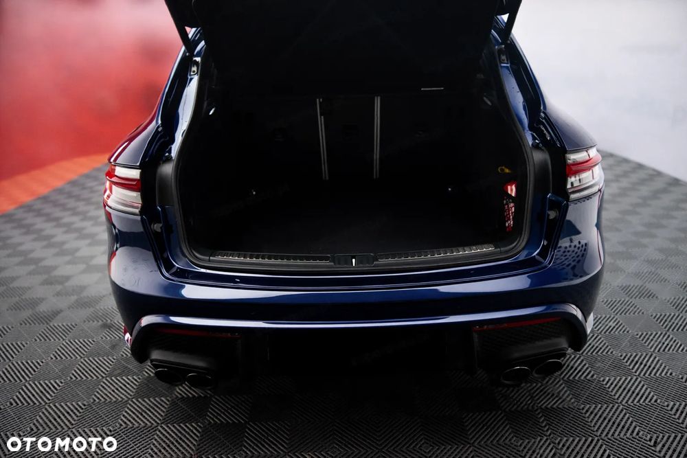 Porsche Macan T - 16