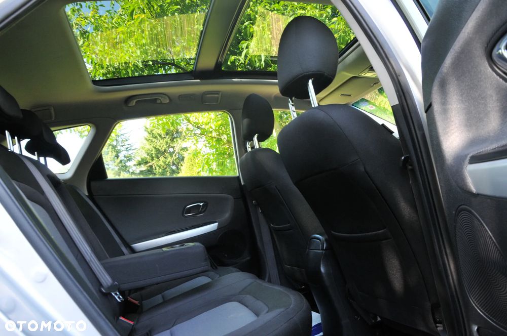 Kia Ceed 1.6 GDI Dream Team Edition - 27