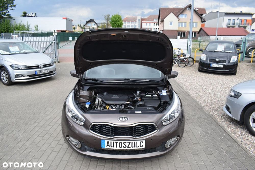 Kia Ceed - 17