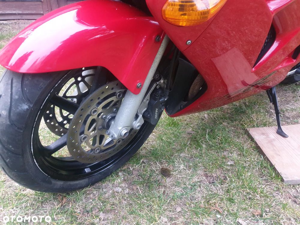 Honda VFR - 11