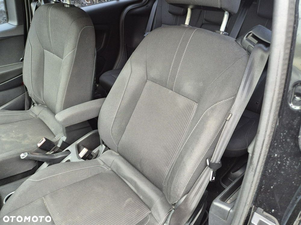 Ford B-MAX - 12