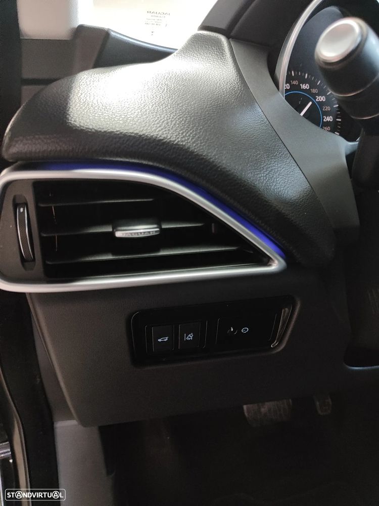 Jaguar F-Pace 20d AWD Aut. Prestige - 30