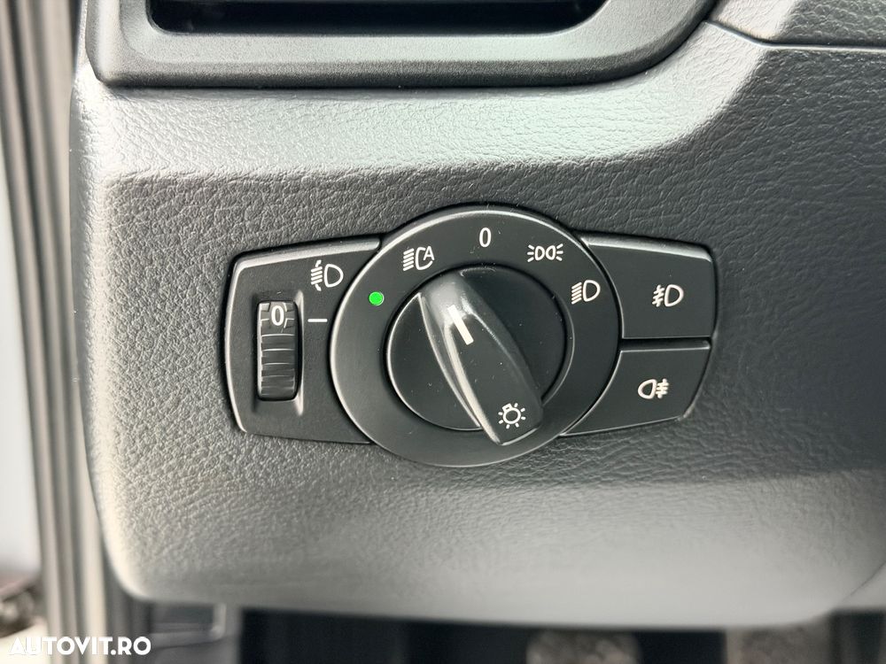 BMW X1 sDrive18d - 13