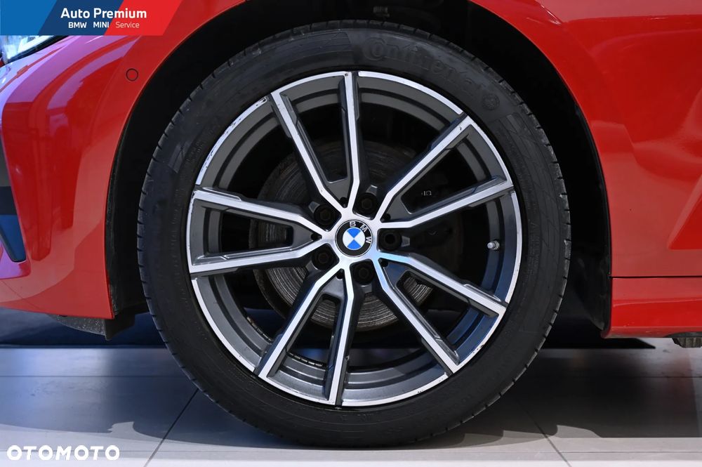 BMW Seria 3 320i - 23