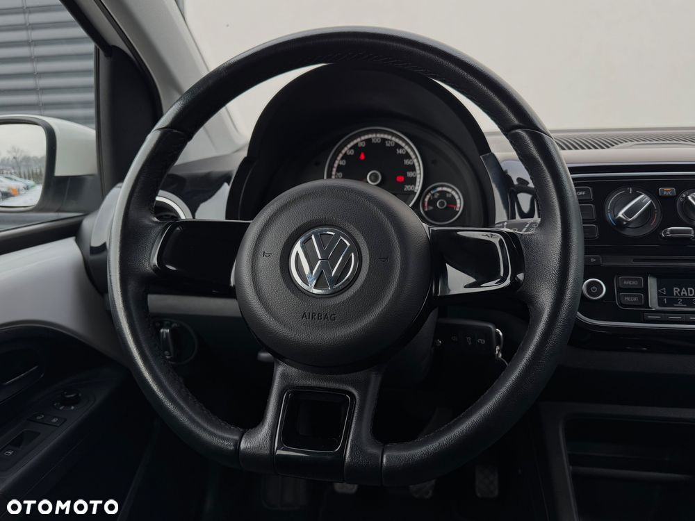 Volkswagen up! - 10