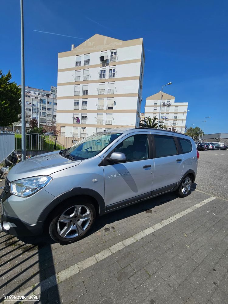 Dacia Lodgy 1.5 dCi Stepway 7L - 3