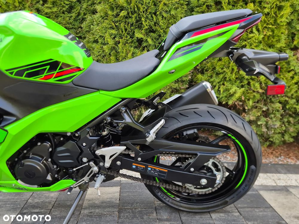 Kawasaki Ninja 400 - 17