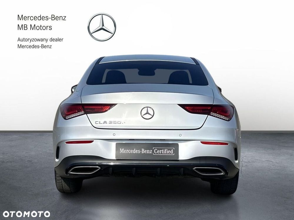 Mercedes-Benz CLA 250 e PHEV AMG Line 8G-DCT - 5