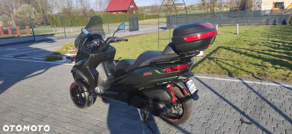 Piaggio MP-3 - 9