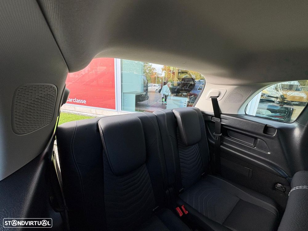 Mercedes-Benz GLB 180 d - 5