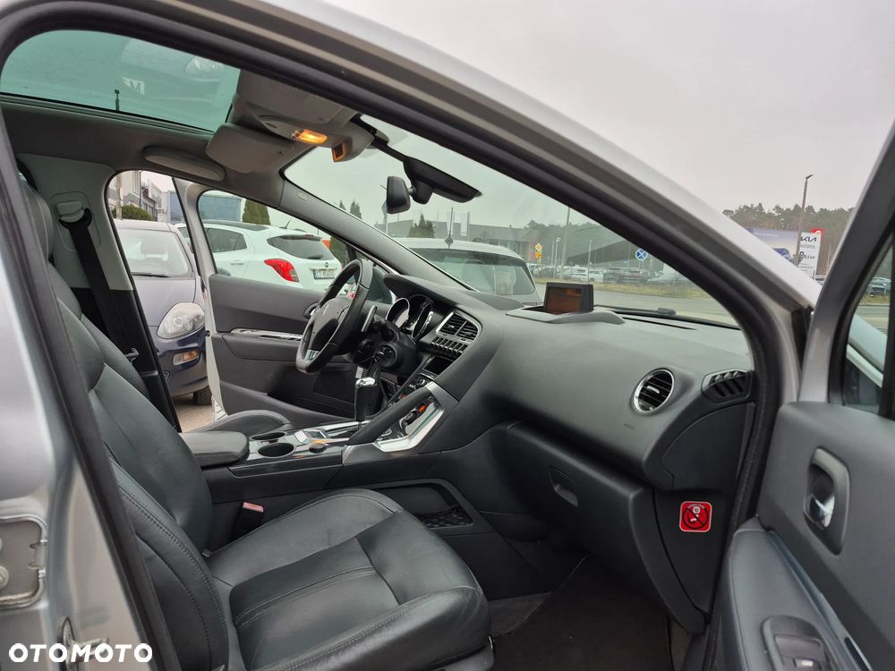 Peugeot 3008 HDi FAP 110 EGS6 Platinum - 12