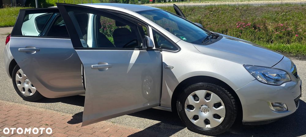 Opel Astra 1.7 CDTI DPF Color Edition - 13