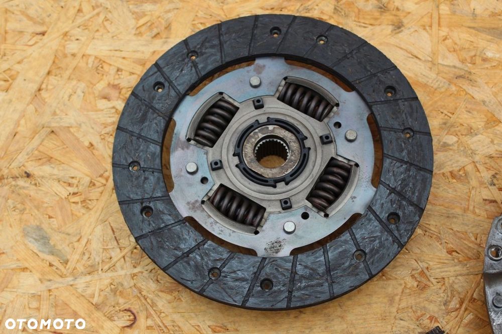 Sprzęgło AUDI VW SKODA SEAT 1.6 8v 027105273D kompletne oryginał BENZYNA - 7