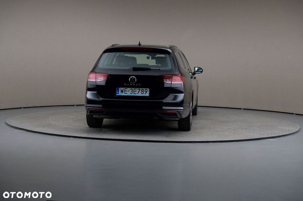 Volkswagen Passat Variant 2.0 TSI Business DSG - 5