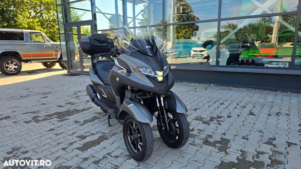 Yamaha Tricity 300 - 2