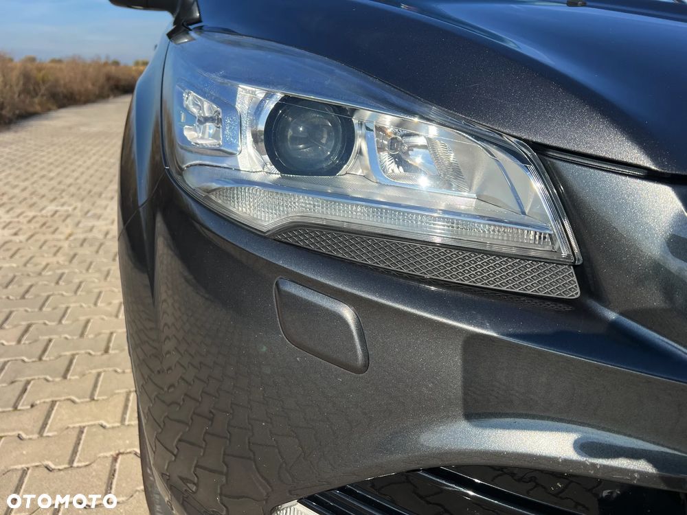 Ford Kuga 2.0 TDCi 4x4 Titanium - 22