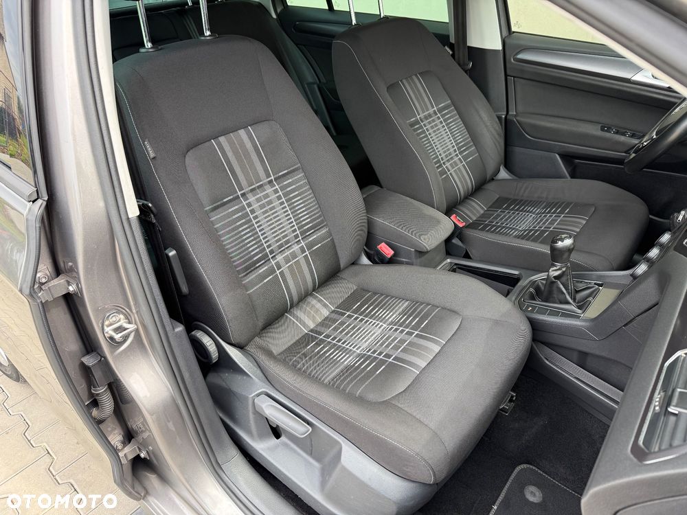 Volkswagen Golf Sportsvan SV 2.0 TDI BMT Highline - 21