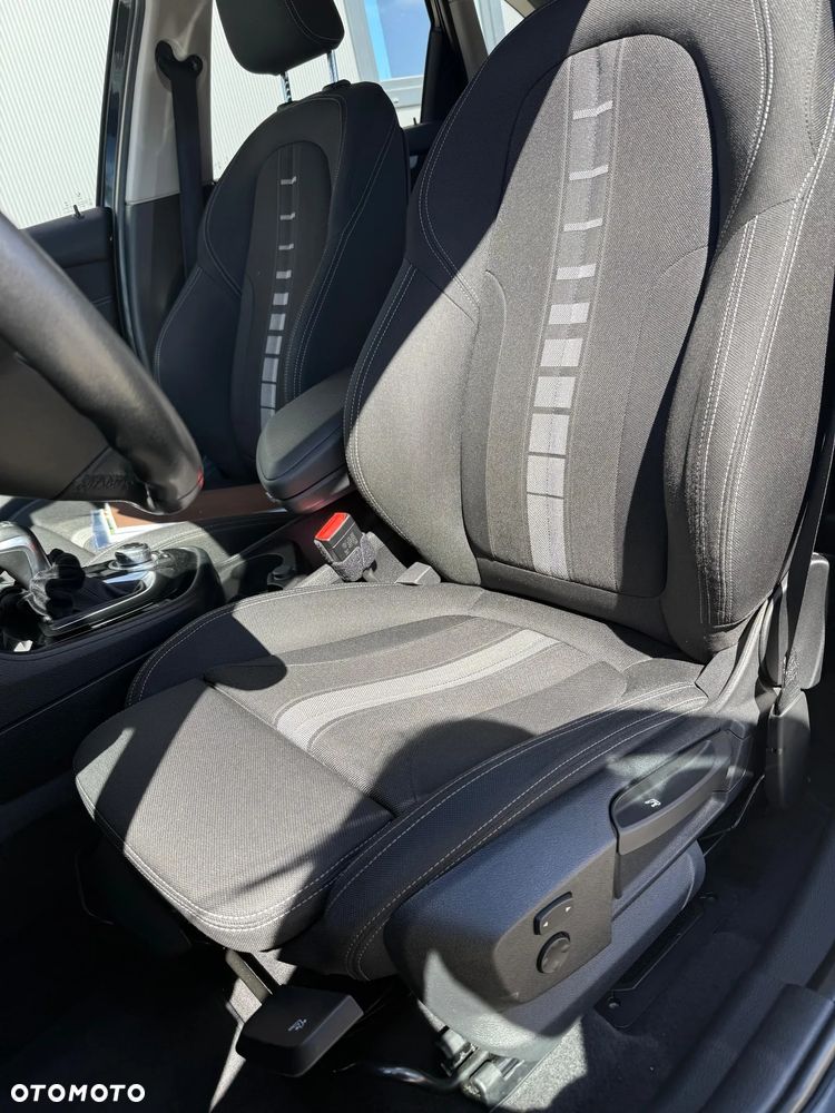 BMW Seria 2 218d Sport Line - 9