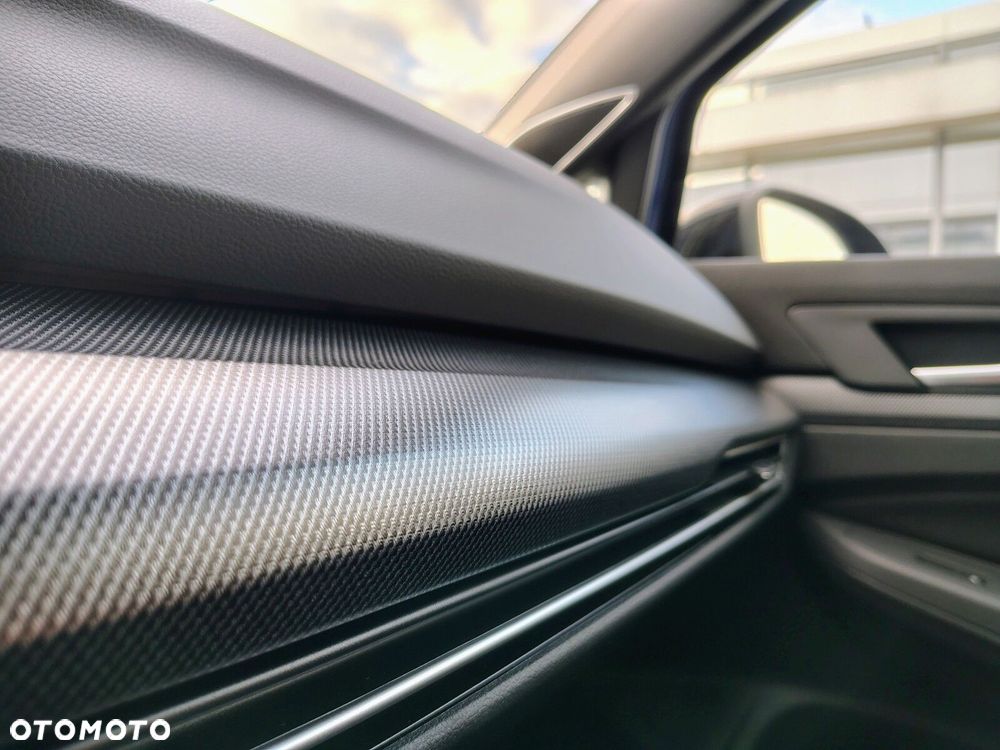 Volkswagen Golf - 29