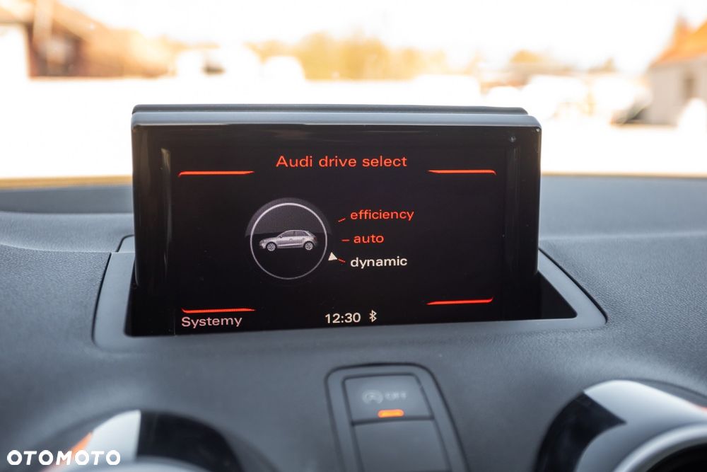 Audi A1 Sportback 1.6 TDI Sport S tronic - 28