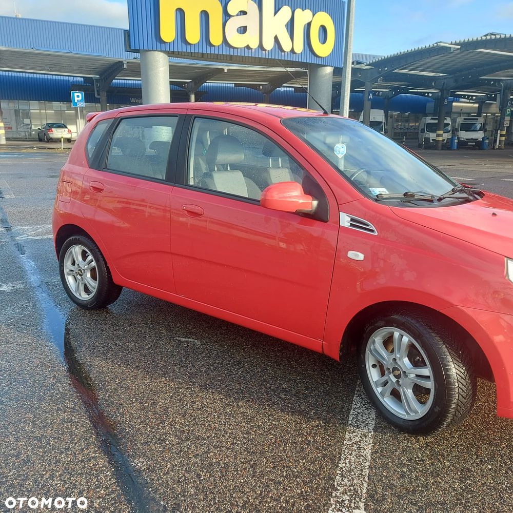 Chevrolet Aveo - 4