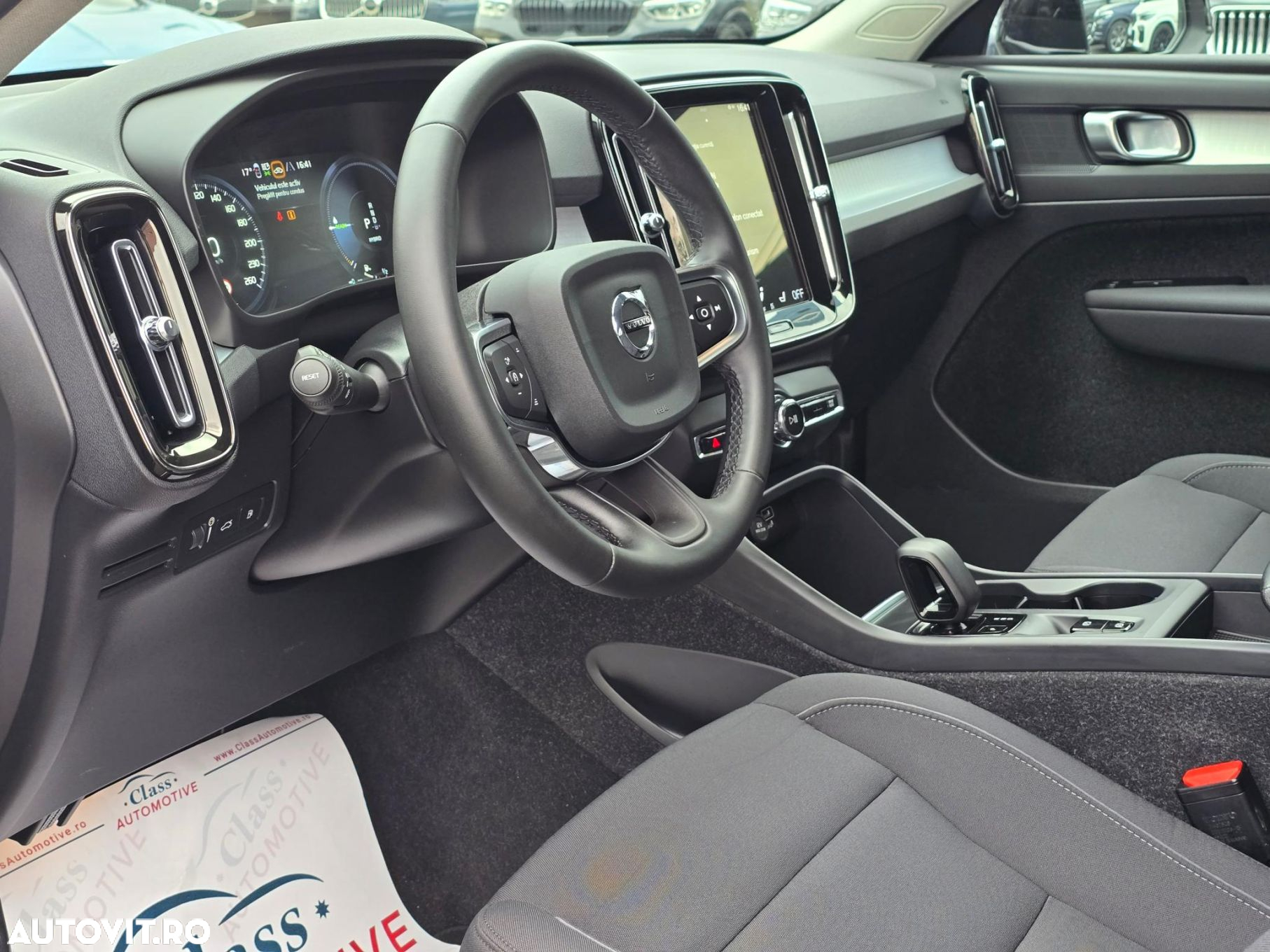 Volvo XC 40 - 9