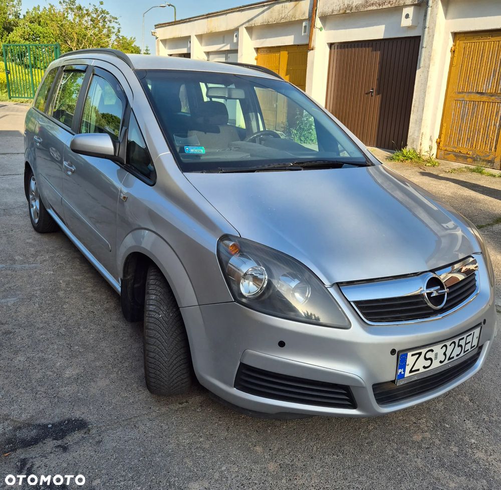 Opel Zafira 1.6 Cosmo - 4
