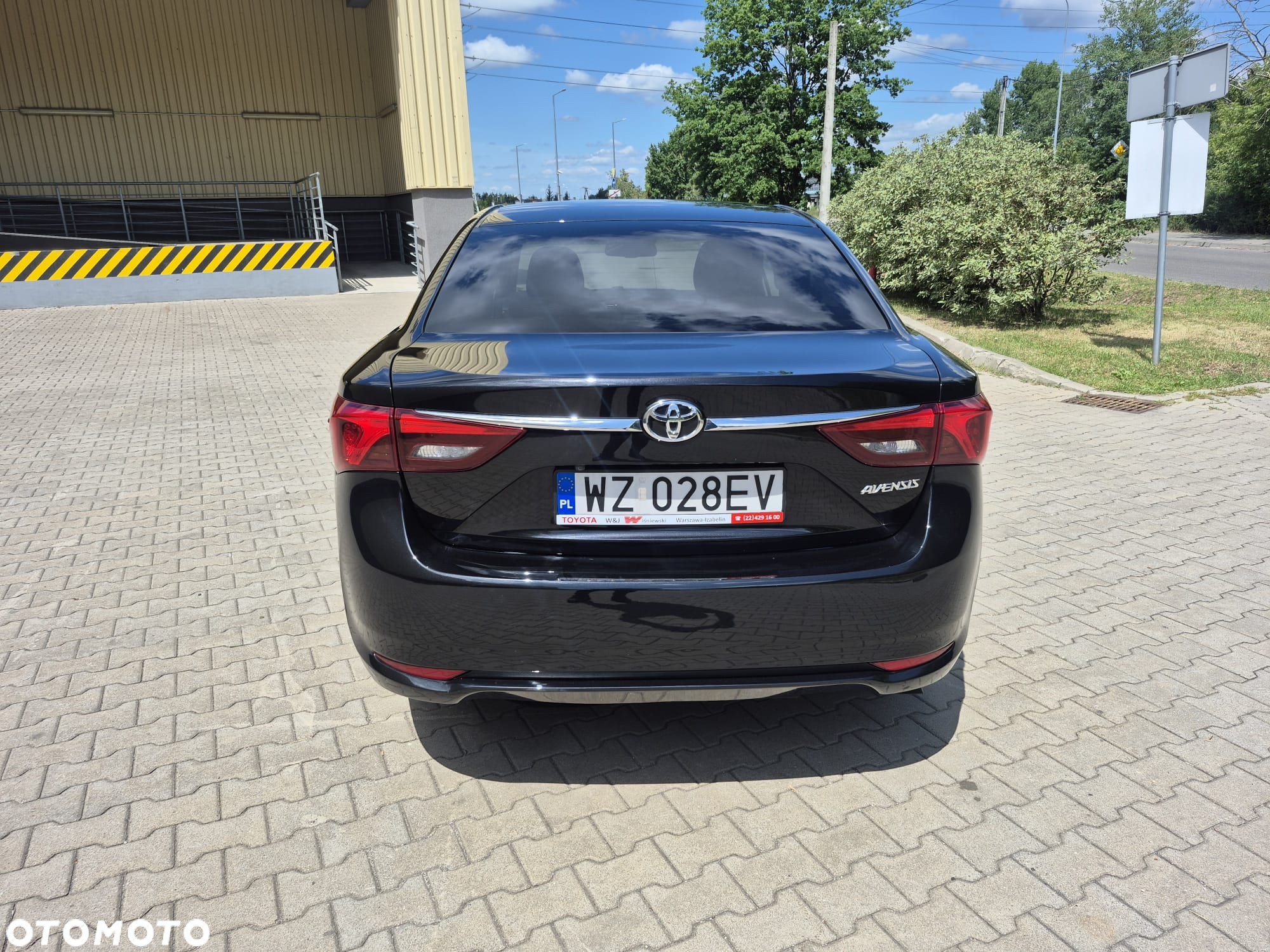 Toyota Avensis 2.0 D-4D Premium - 6