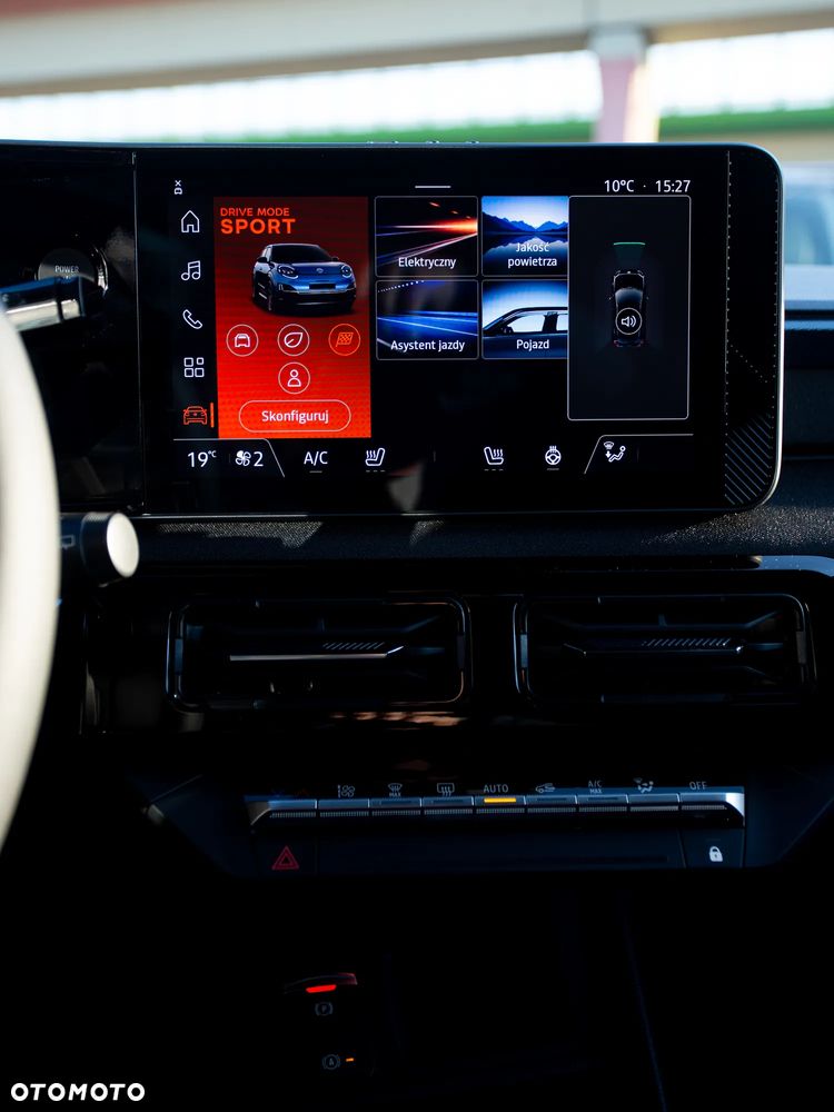 Nissan Micra 52kWh Evolve - 25