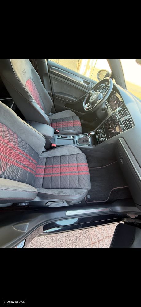 VW Golf 2.0 TSI GTi TCR DSG - 6