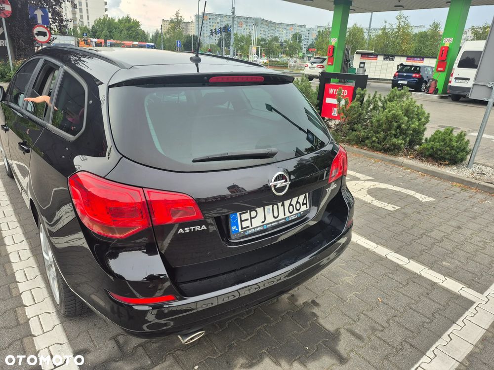 Opel Astra 1.4 T Sport - 4
