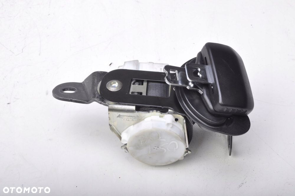 BMW X1 F48 PAS BEZPIECZEŃSTWA ŚRODKOWY TYŁ 7370559