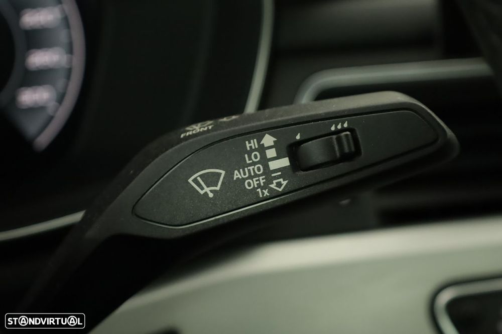 Audi A5 Cabrio 40 TFSI S tronic S line - 24