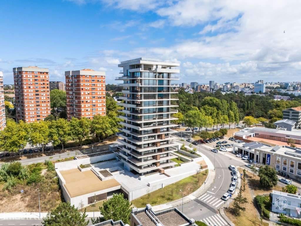 Apartamento T3 exclusivo na Miramar Tower - Grande imagem: 3/32