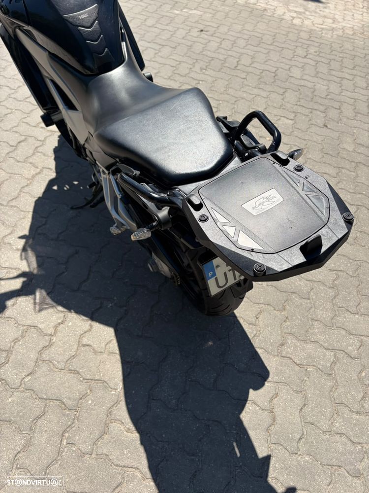 Honda VFR Crossrunner - 5