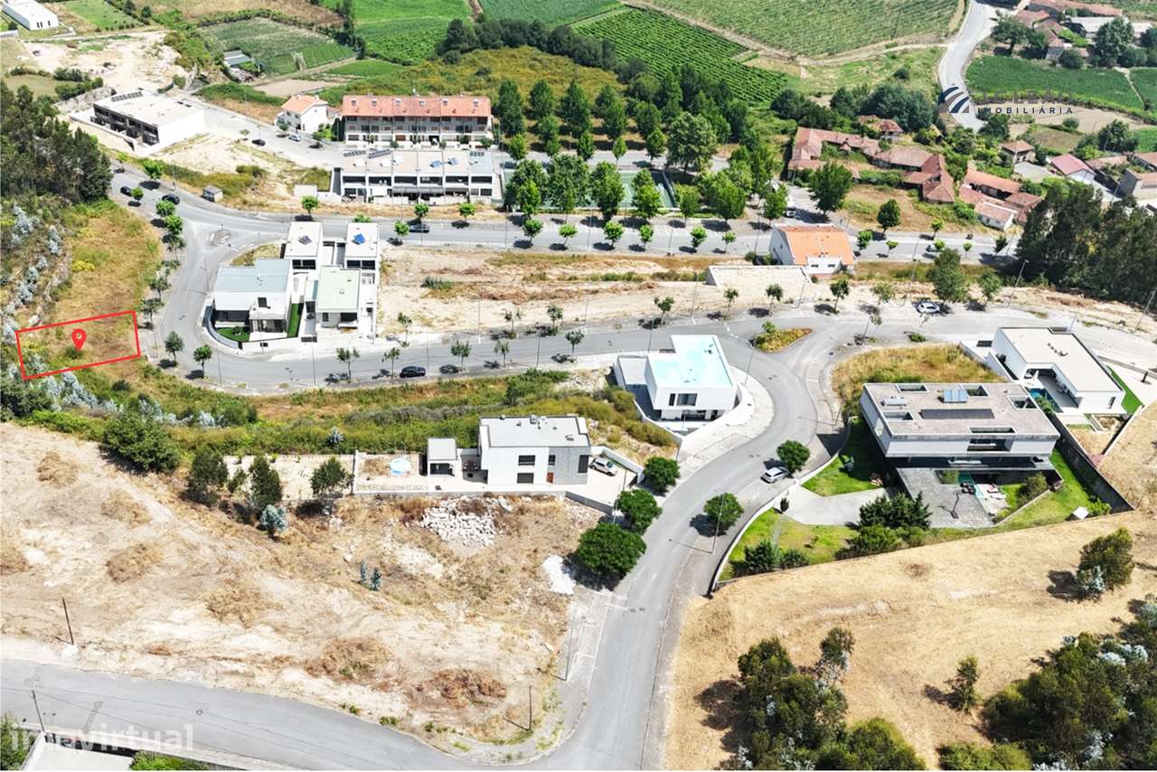 Terreno Urbano para Construção | Centro de Paredes - Grande imagem: 2/13