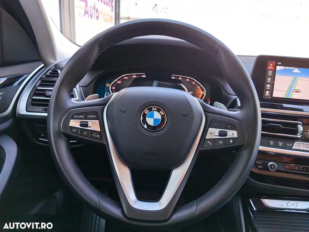 BMW X4 xDrive20i AT MHEV - 24