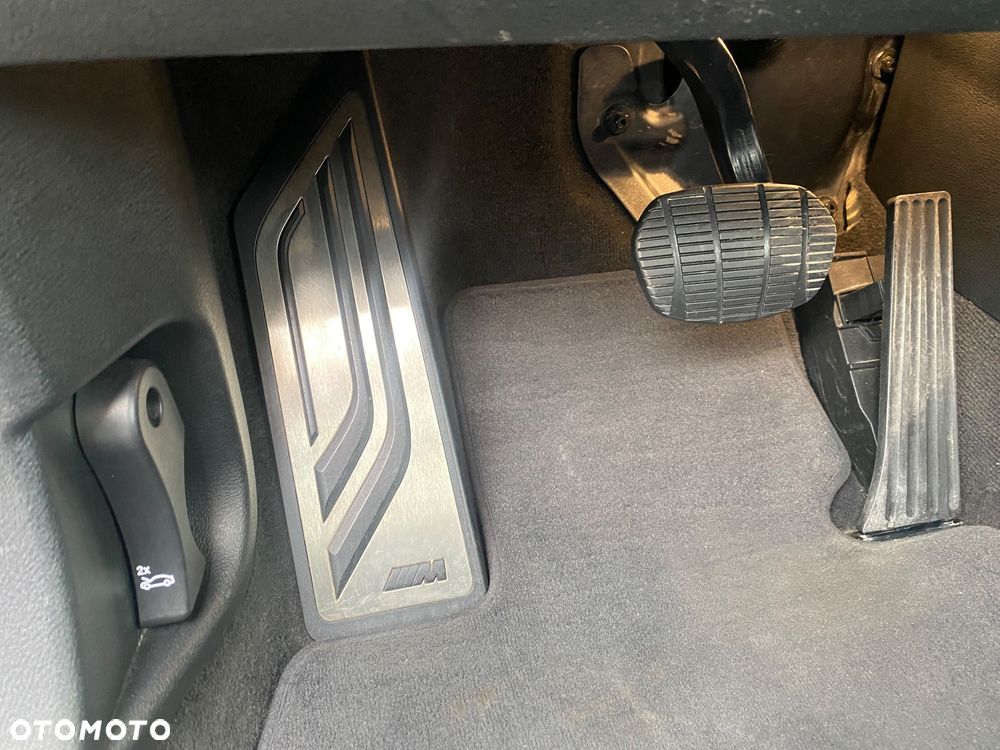 BMW X1 sDrive18i M Sport - 29