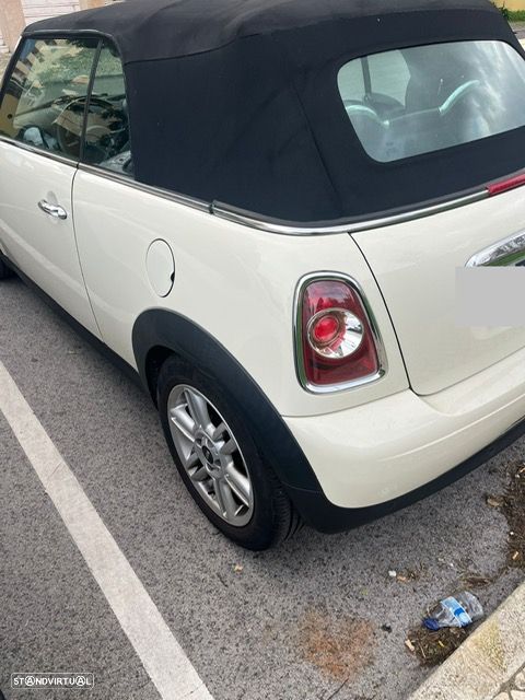 MINI Cabrio Cooper D - 9