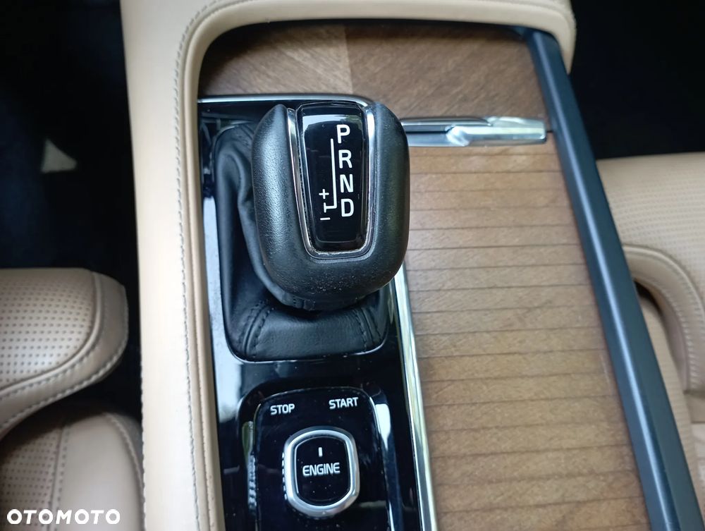 Volvo S90 T5 Inscription - 27