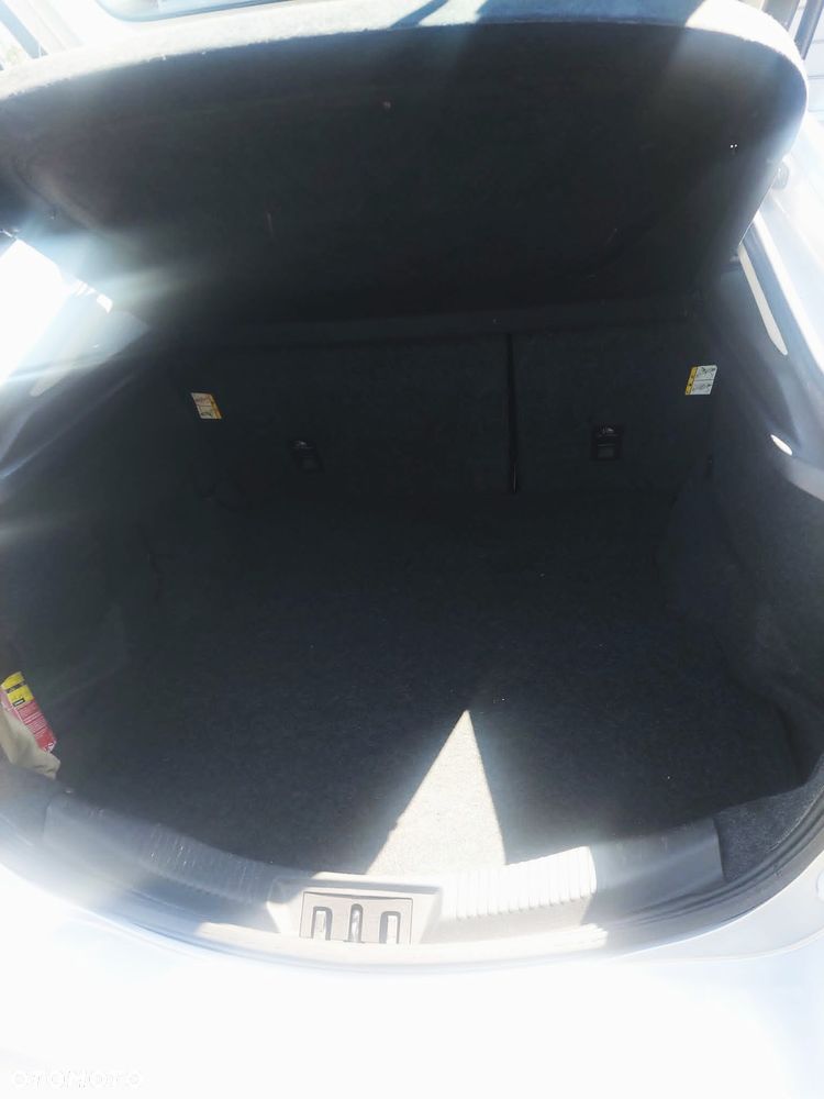 Ford Mondeo - 11
