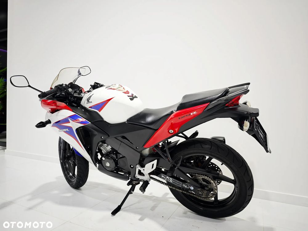 Honda CBR - 8