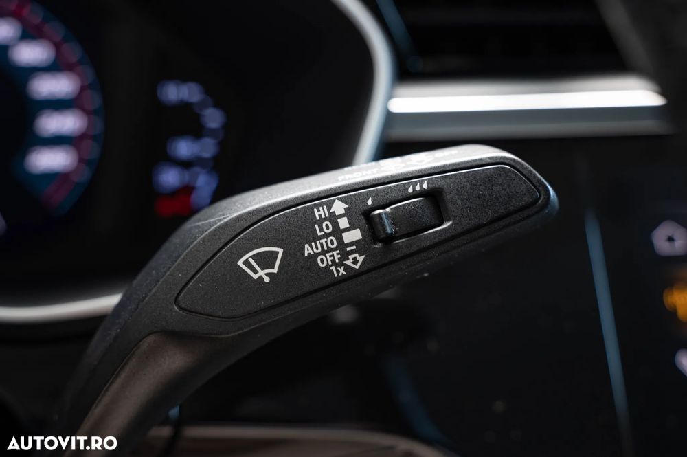Audi Q3 40 TFSI quattro S tronic S line - 28