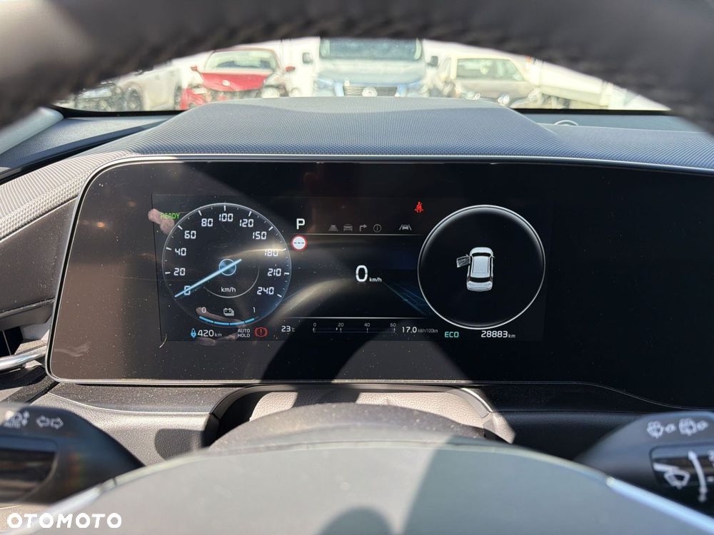 Kia Niro 64kWh M - 12