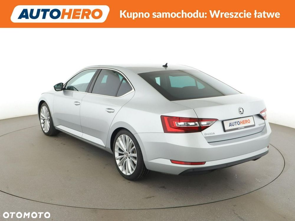 Skoda Superb 1.8 TSI DSG Style - 5