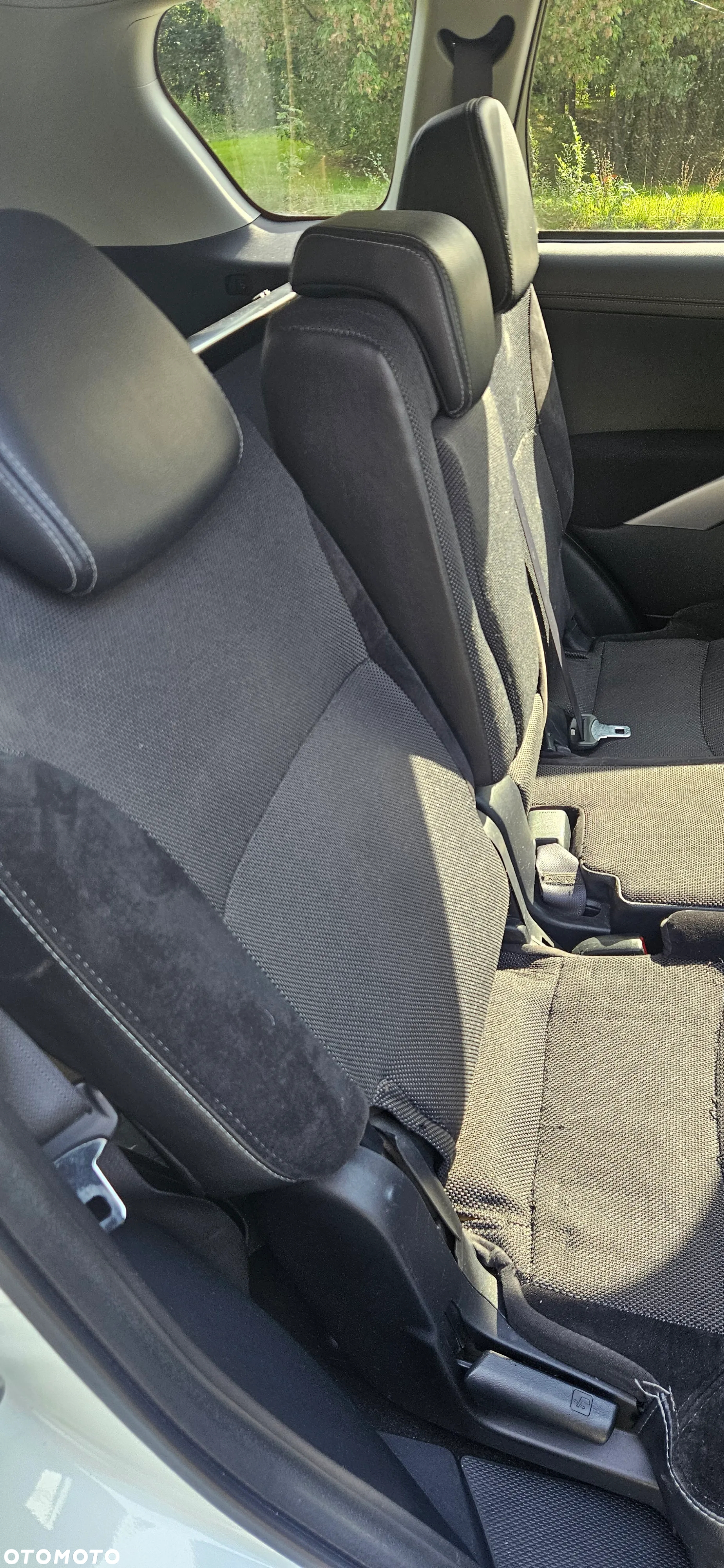 Mitsubishi Outlander 2.0 Intense + 2WD EU5 - 36